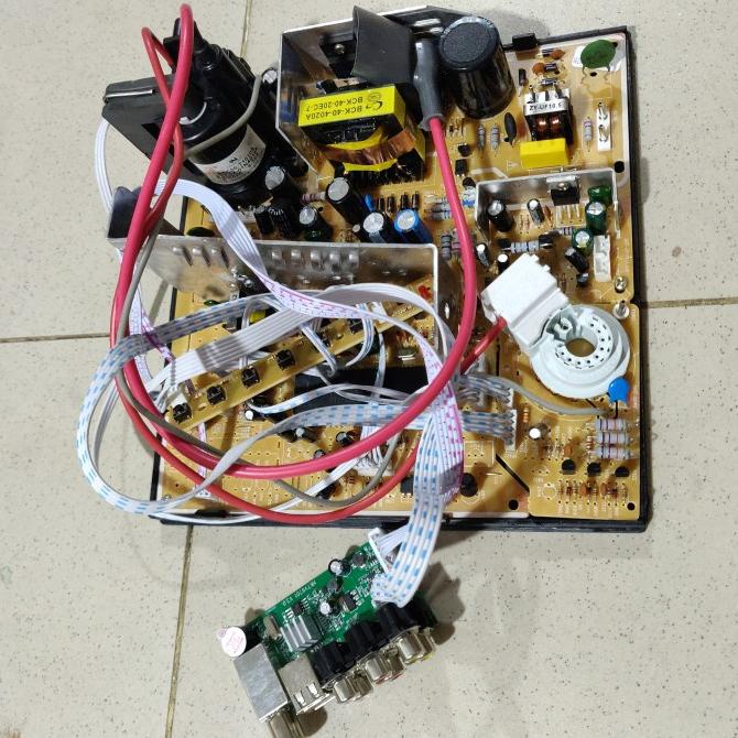 Mesin tv tabung 14-21 dengan siaran DIGITAL KELAS II