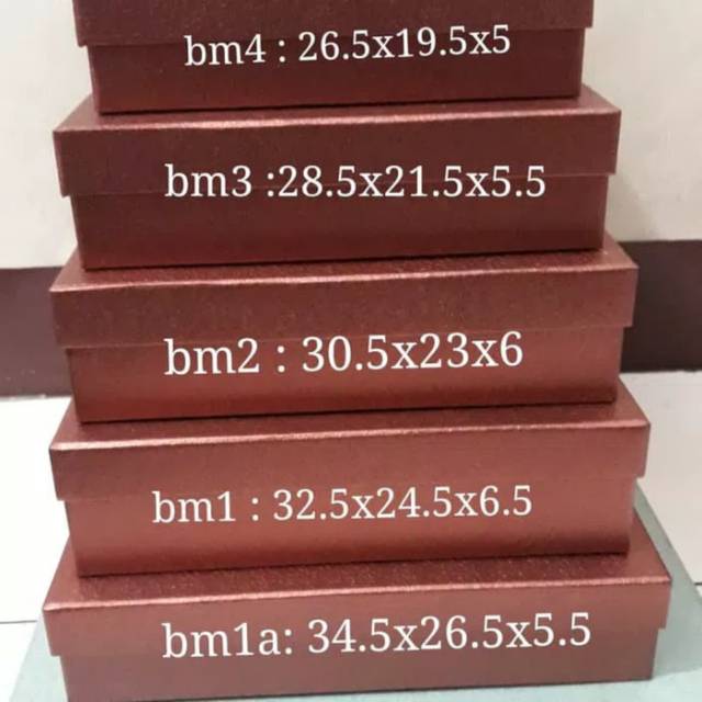 

Kotak Kado bm 2 dan bm 3 maroon akar