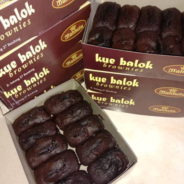 

Kue balok mahkota