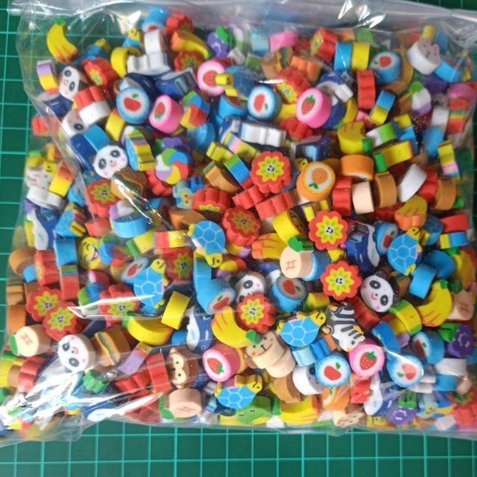 

penghapus/hapusan pensil karakter mini campur 500 gram