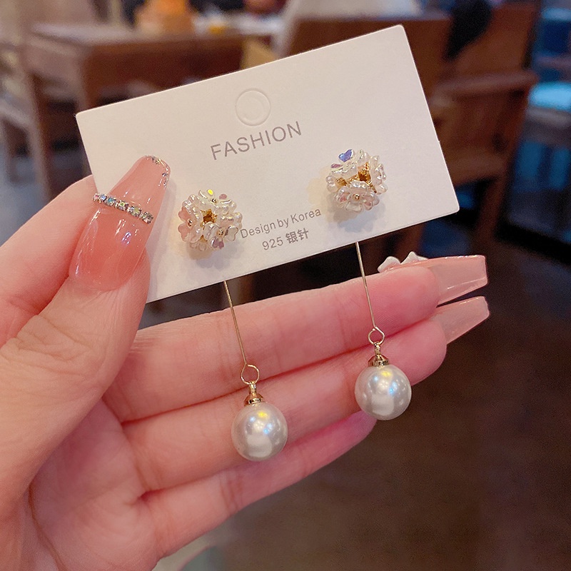 Anting Panjang Desain Bunga Aksen Mutiara Bahan 925 silver needle Untuk Wanita