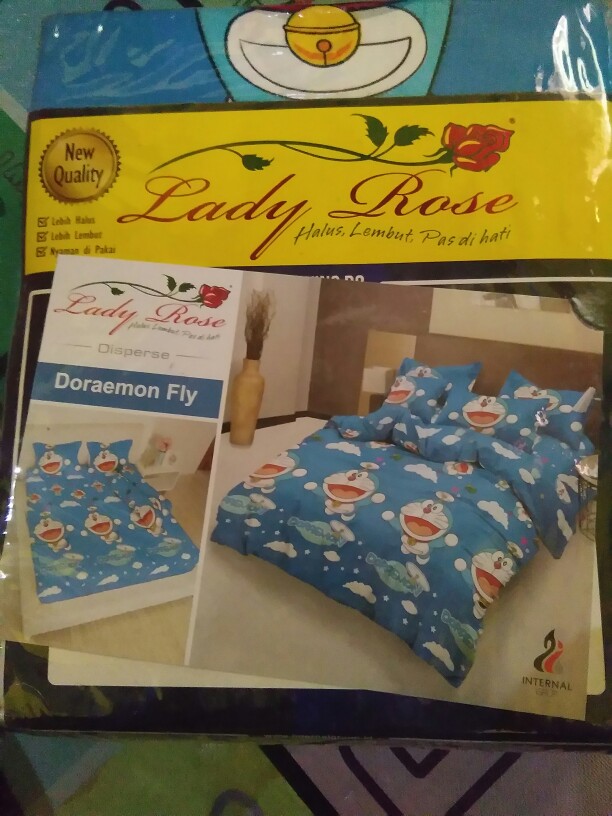 Sprei Lady Rose Uk. King (180x200)cm Dan Uk. Queen (160x200)cm Motif Character New