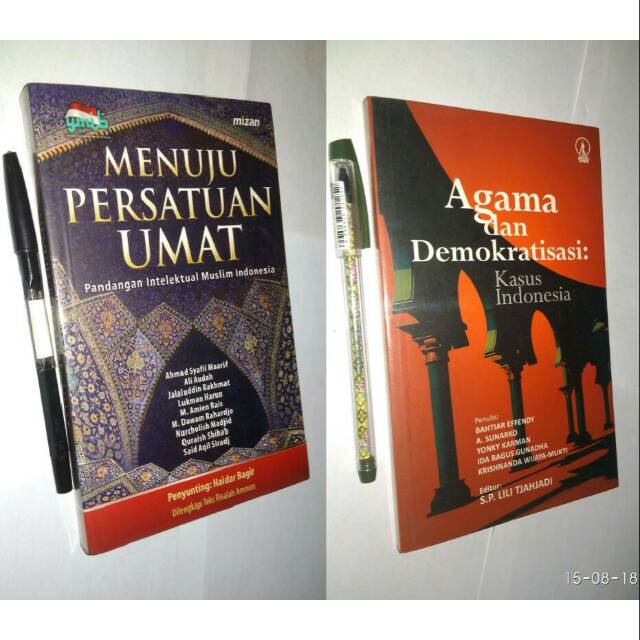 (Original) Paket 2 Buku : Menuju Persatuan Umat - Agama dan Demokratisasi :