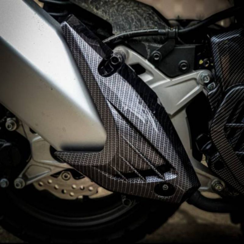 TUTUP KNALPOT BAGIAN DEPAN HONDA ADV/COVER TUTUP KNALPOT BAGIAN DEPAN HONDA