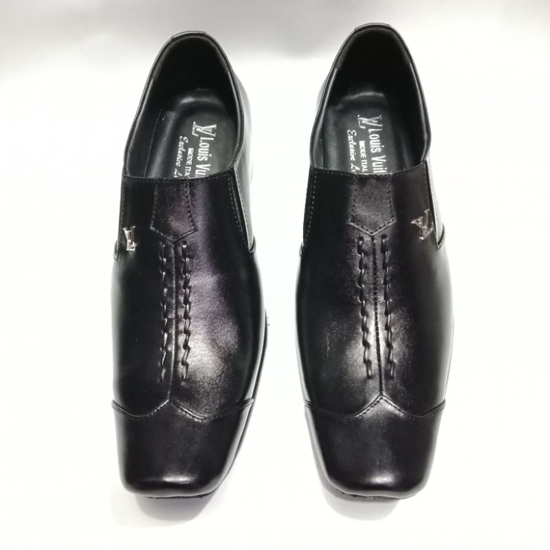 SEPATU KERJA PRIA / PANTOFEL FORMAL PRIA / LOUIS VUITTON / KULIT ASLI