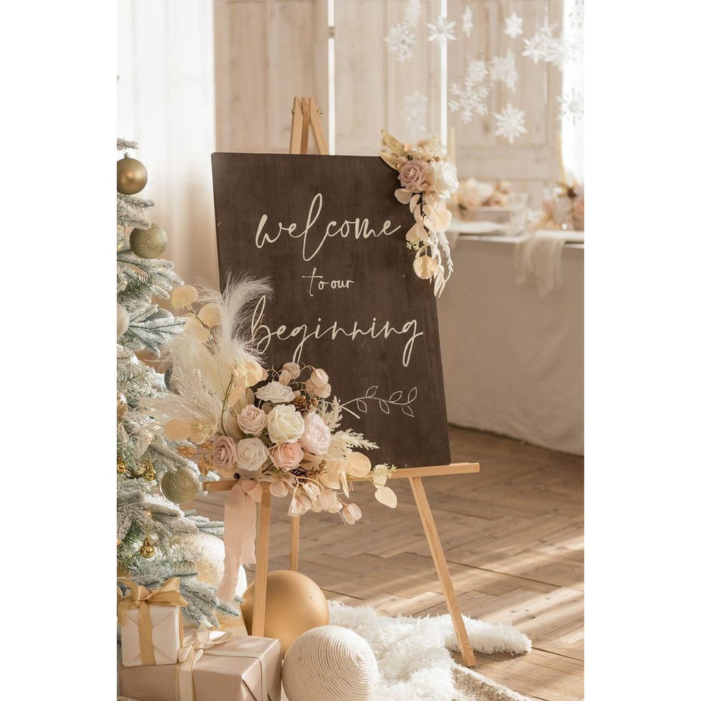 stand foto dekorasi wedding