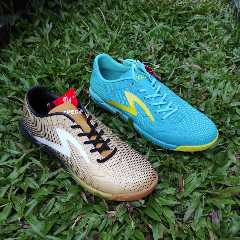Sepatu Futsal Specs Swervo Thunderbolt IN