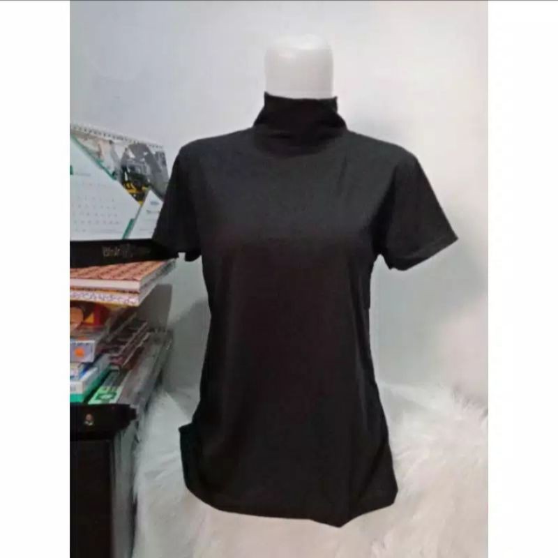 kaos leher tinggi lengan pendek