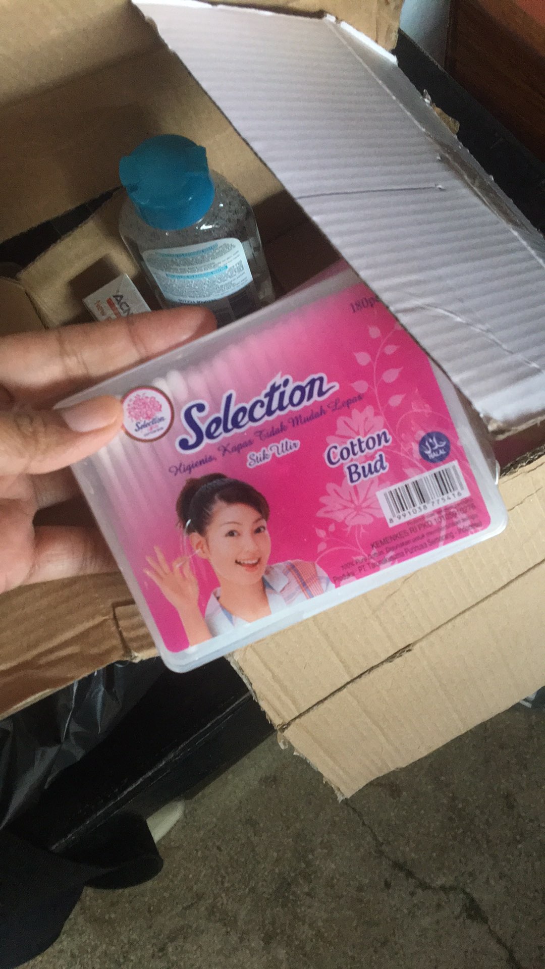 Selection Cotton Bud <br />isi 180 Pcs<br />kotak Plastik