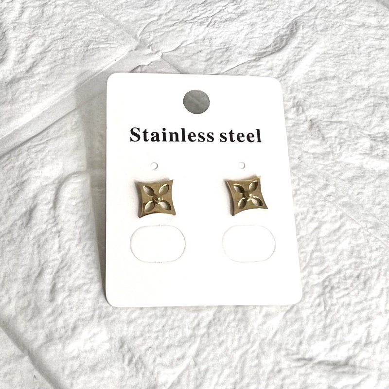 Anting titanium anti karat korea fashion