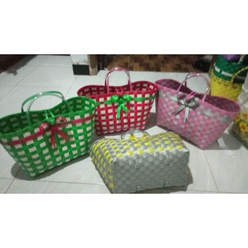 tas anyam tanggung pita, tas cantik, tas wanita , tas hampers, tas berkat