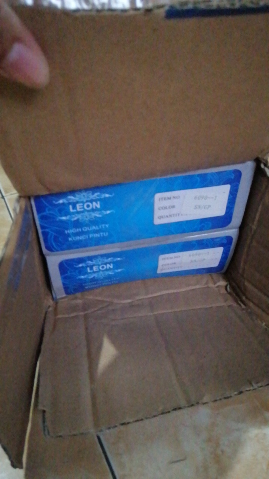 Handle Pintu Set Leon