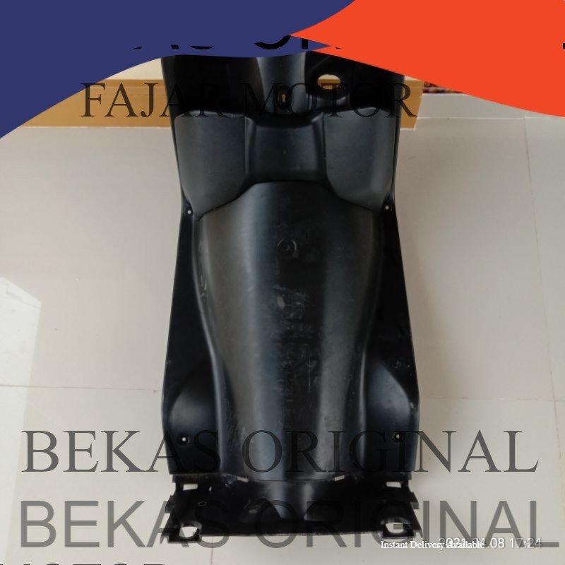 Cover kontak atau Dek Tengah Yamaha Mio Sporty Lama. Original. Seken bekas copotan motor