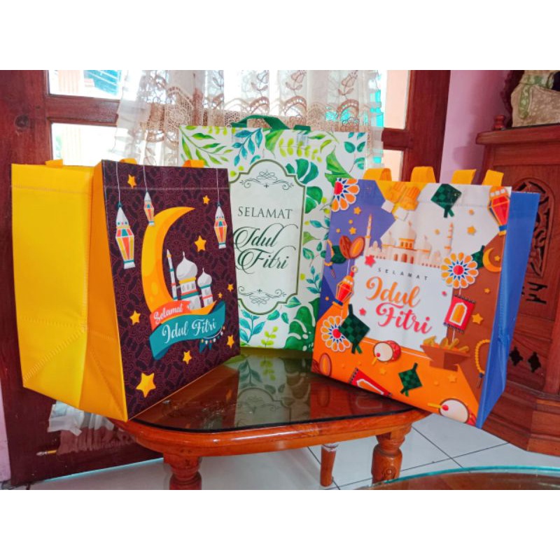 

Tas Parcel/Bingkisan Lebaran