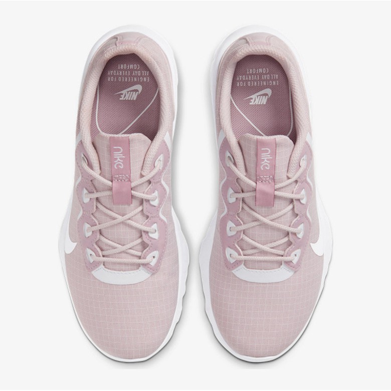 nike wmns explore strada