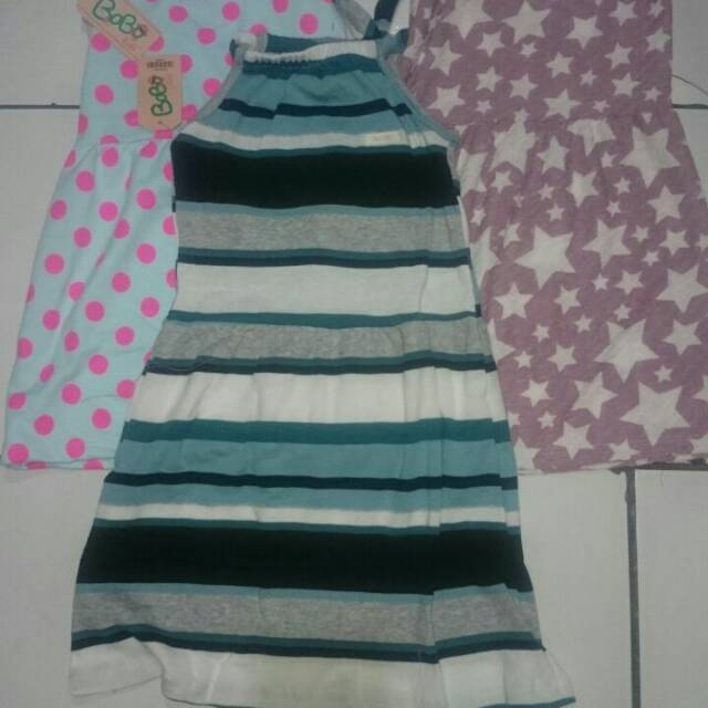 

Dres pita punggung