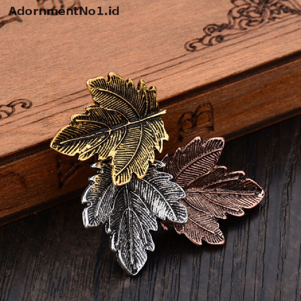 (AdornmentNo1) Bros / Pin Vintage Bentuk Daun Maple Lapis Silver / Gold Untuk Aksesoris Wanita / Pesta / Dansa