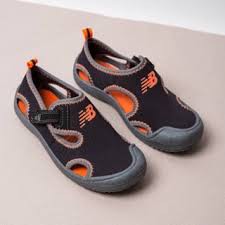 Preloved New balance cruiser sandal boys - Sendal anak laki laki