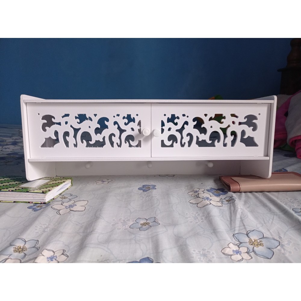 Rak Dinding Multifungsi Tempat Kosmetik Hp Remote