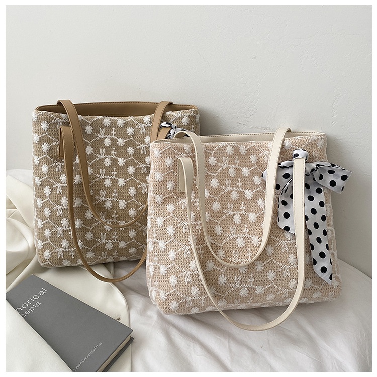 Drozenb Tas Tote Wanita Bahan Anyam Jerami Motif Bunga Putih/Totebag Fashion Korea Anyam Kulit Impor/Tote Korea Anyaman