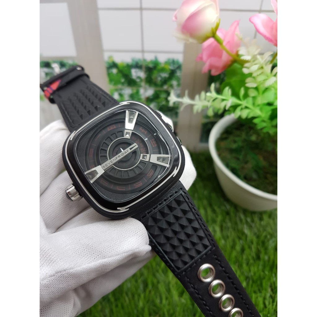 SEVENFRIDAY  M1 04 AUTOMATIC MIYOTA JAPAN