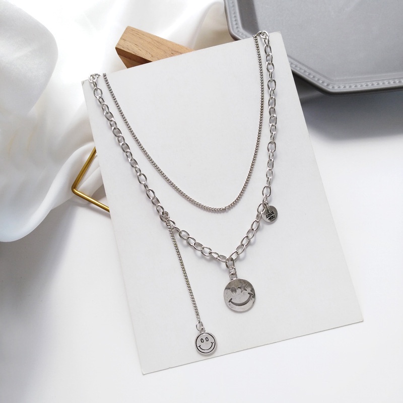 Kalung Multilayer Gaya Hip Hop Korea