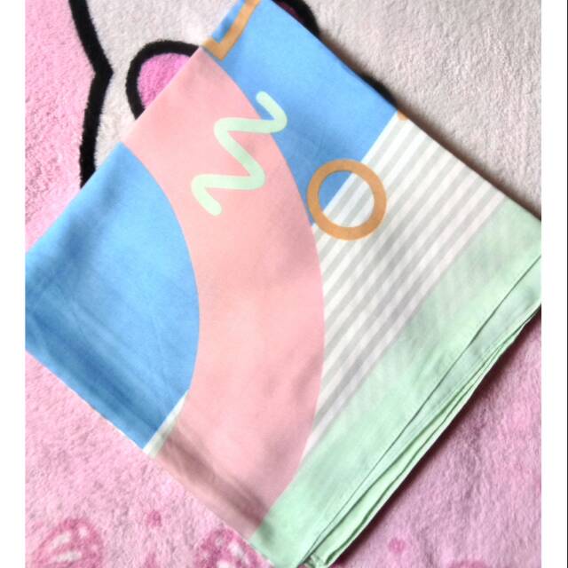 Jilbab/hijab segiempat saten