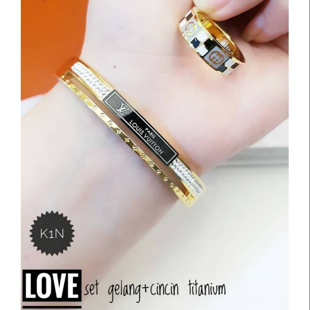 Set Titanium Gelang dan Cincin