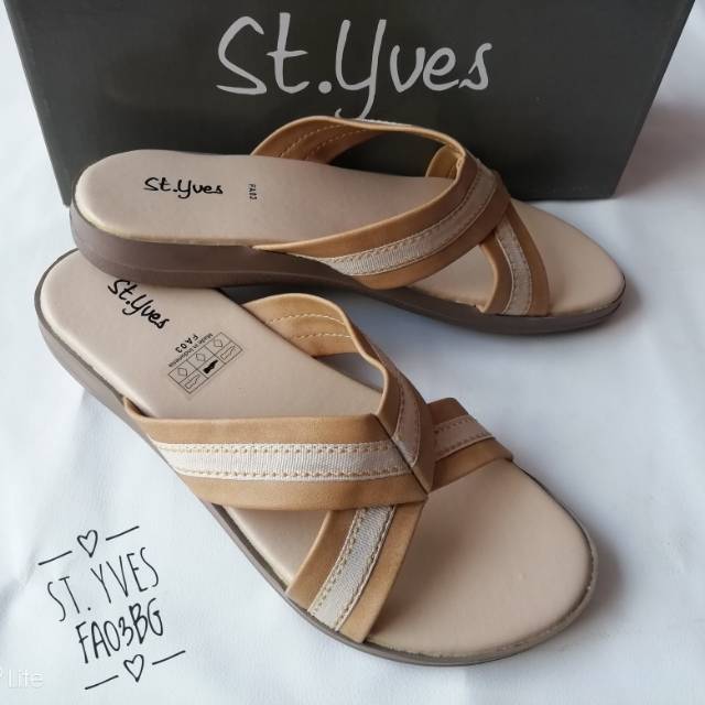 Sandal flat St. Yves