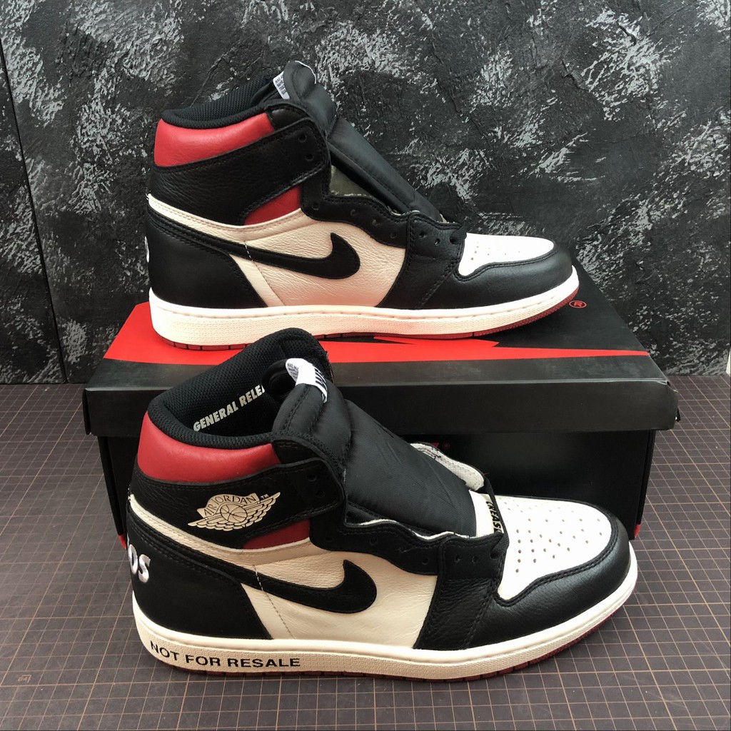 SEPATU NIKE AIR JORDAN 1 RETRO HIGH NOT FOR RESALE BRED UA