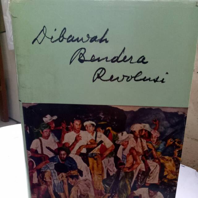 Di bawah bendera revolusi