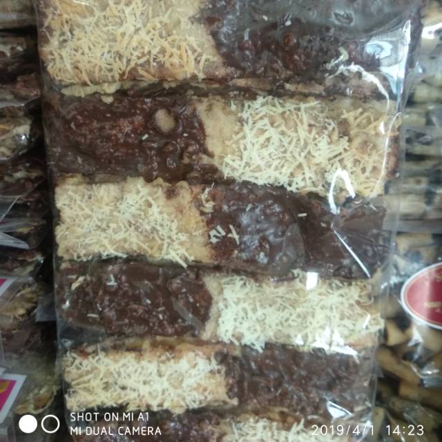 

Sale pisang coklat keju