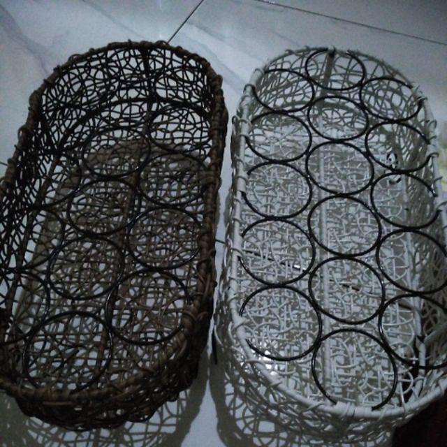 Keranjang Air Mineral / Tempat Aqua Gelas Rotan Sintetis Isi 16