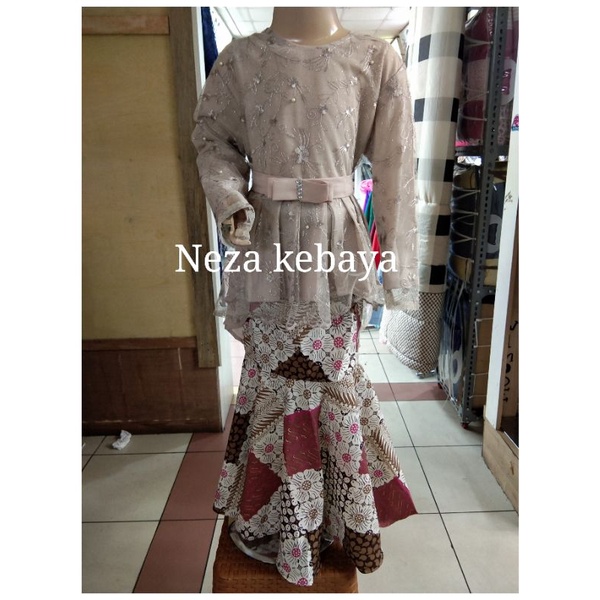 Cod kebaya aurora anak//kebaya anak wisuda//kebaya anak coksu//kebaya tulle anak lucu//kebaya pesta anak