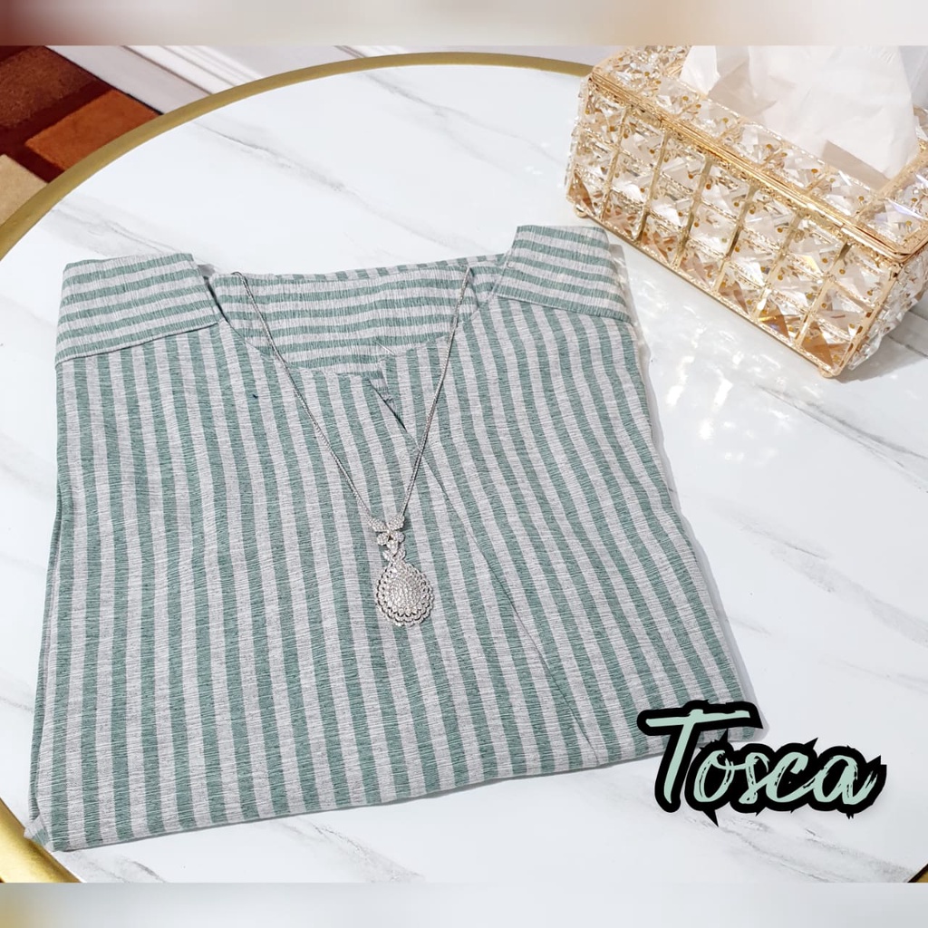 Atasan Wanita Jumbo / Blouse Wanita Jumbo / Baju Atasan Wanita Jumbo Serong Salur Import LD= 124 Cm-Tosca Salur Kecil