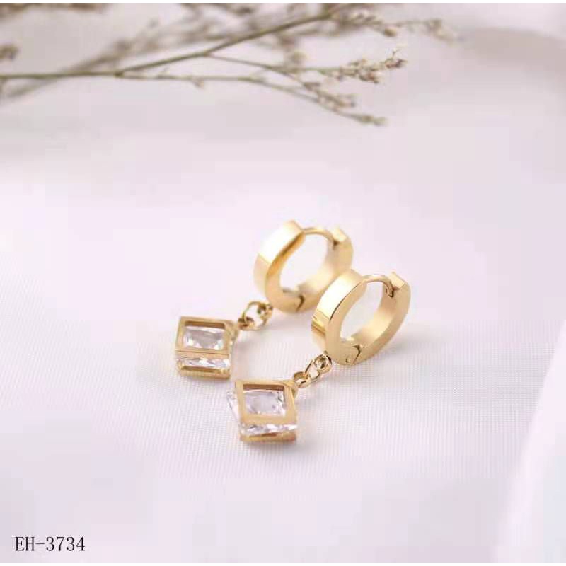 Anting–anting titanium  3734