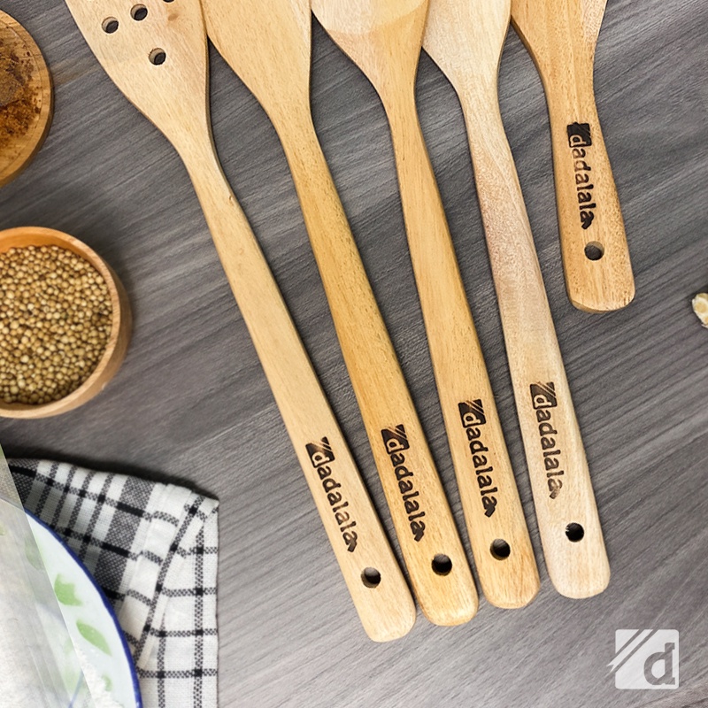 DADALALA (1 Set Isi 5) Spatula / Sodet Kayu Panjang 35 Cm Bahan Kayu Mahoni Anti Lengket Bisa Untuk Masak dan Souvenir