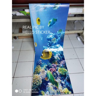 stiker pintu  kamar  mandi gambar  ikan size 60x190cm 