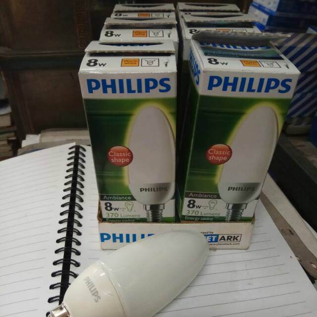 Lampu ambiance candle E14 8w cahaya kuning/warm white Philips