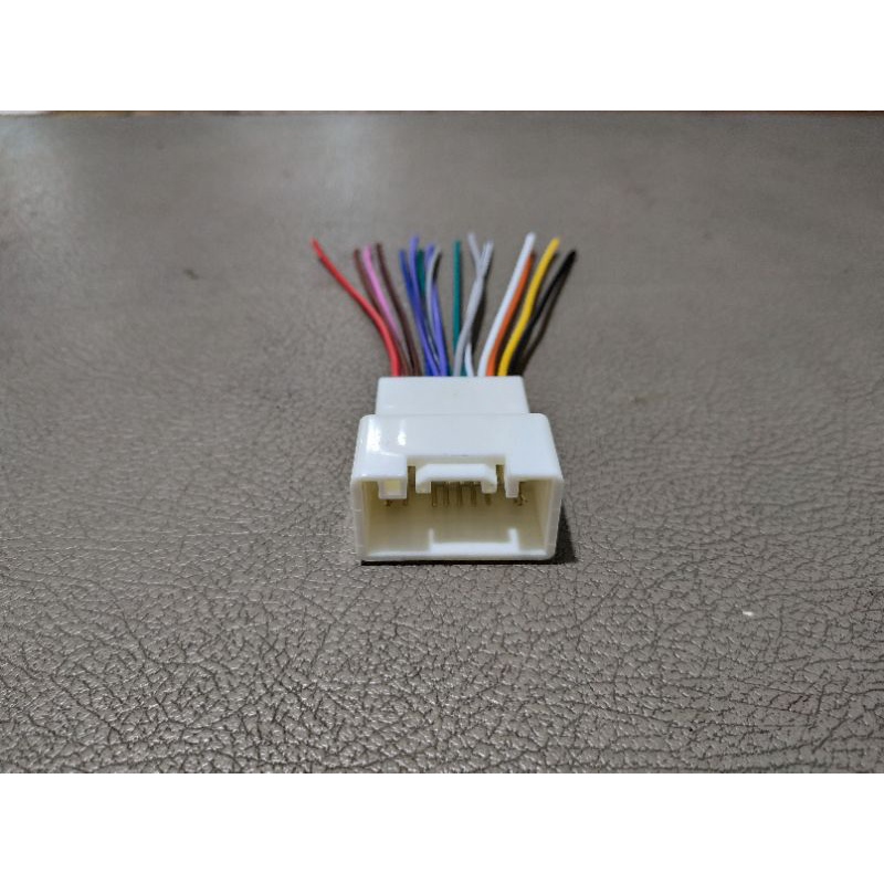 Soket audio pnp xpander - soket pnp xpander - soket audio pajero - soket audio mitsubishi