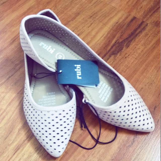 Jastip sepatu rubi