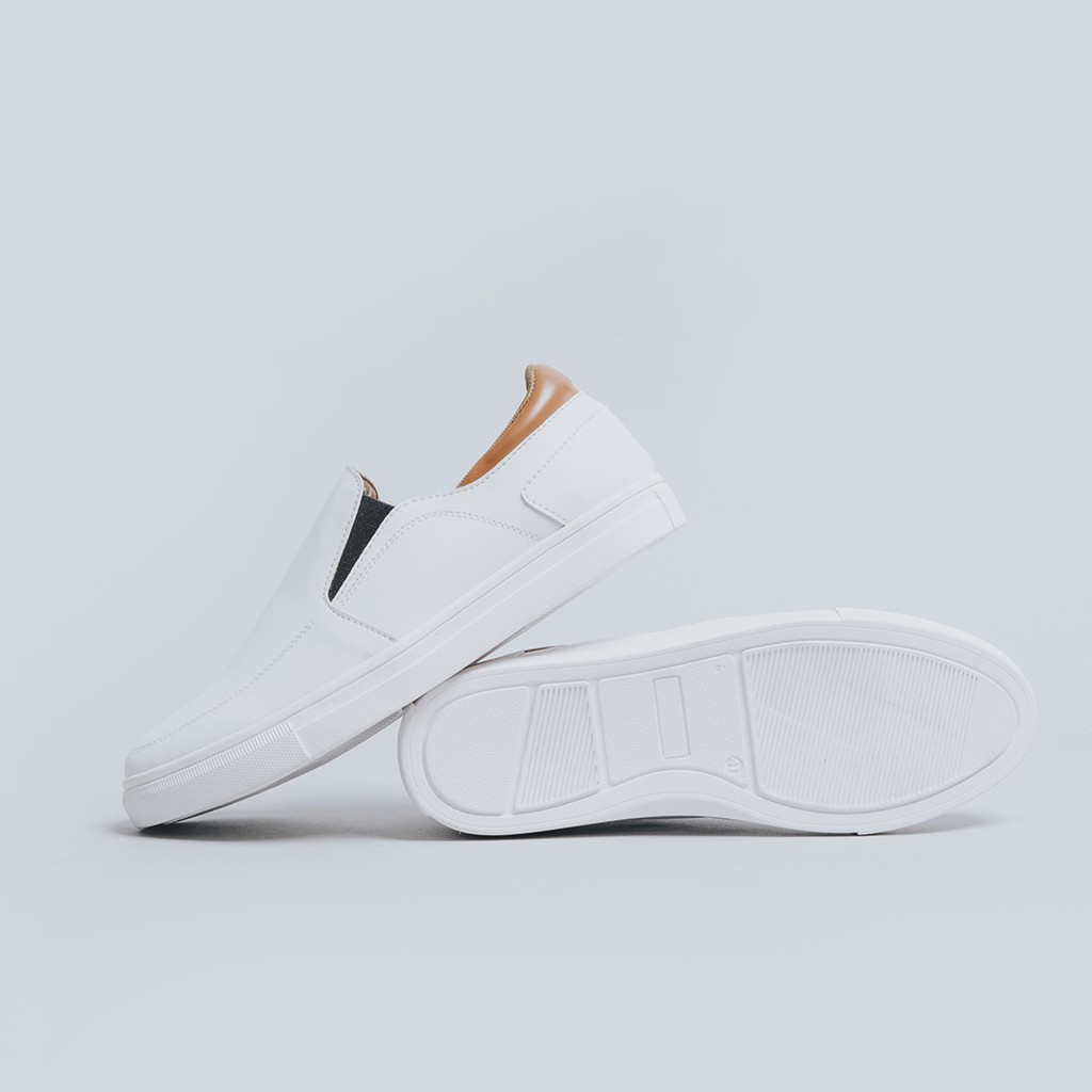 ALISSON WHITE | ManNeedMe x Lvnatica | Sepatu Slip On Pria Cowok ORIGINAL