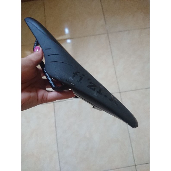 sadel fizik arione R5