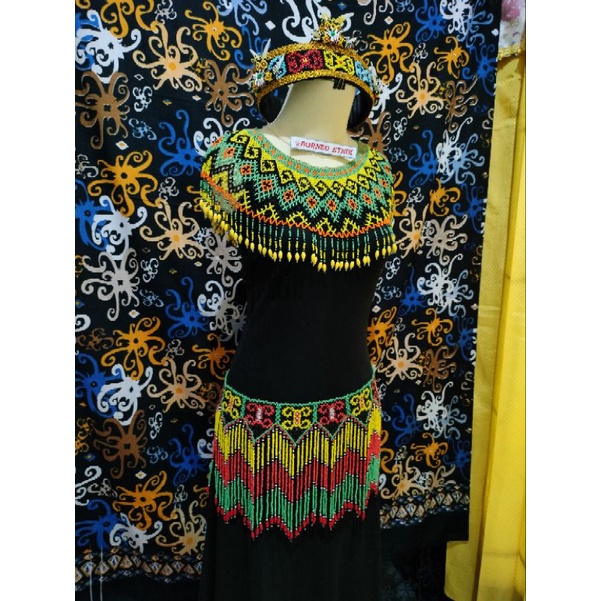 satu set aksesoris topi mahkota kalung dada teratai dan ikat pinggang manik-manik hiasan kostum paka