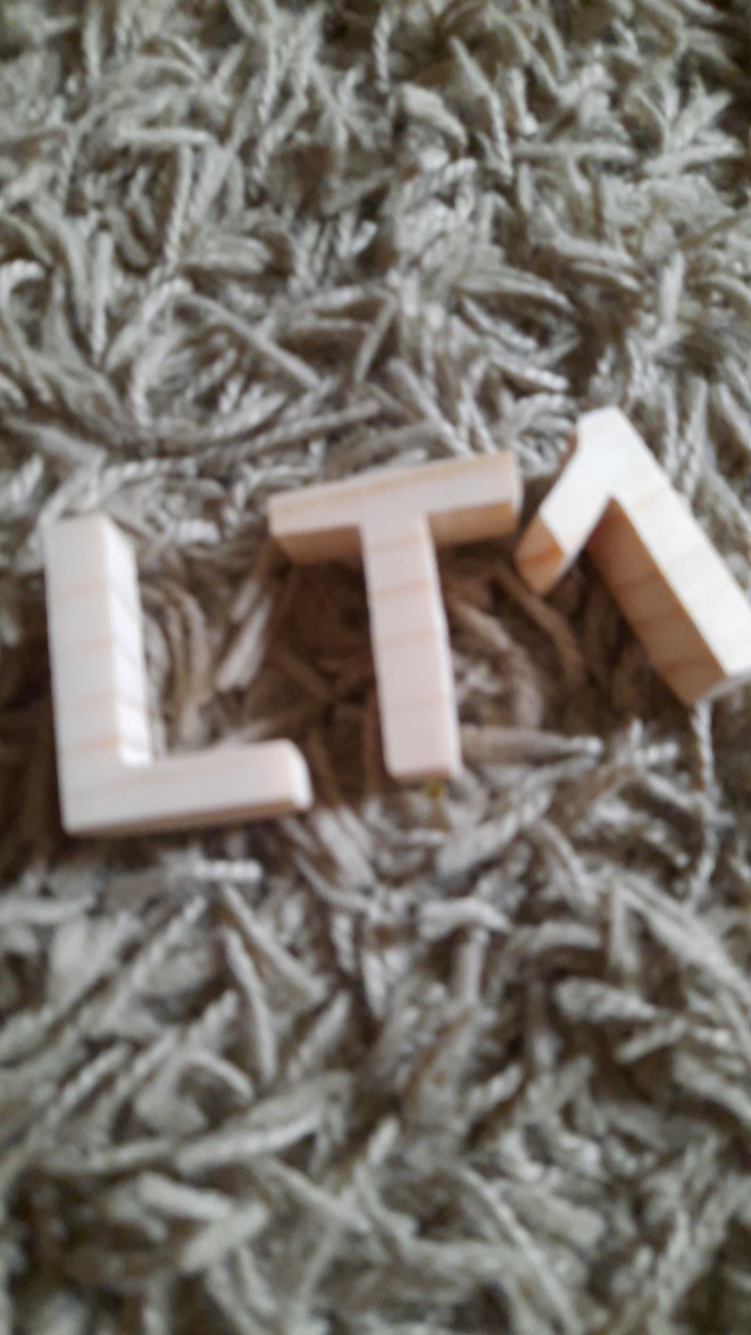 Huruf Dan Angka Timbul Ukuran Kecil Dari Kayu Jati Belanda