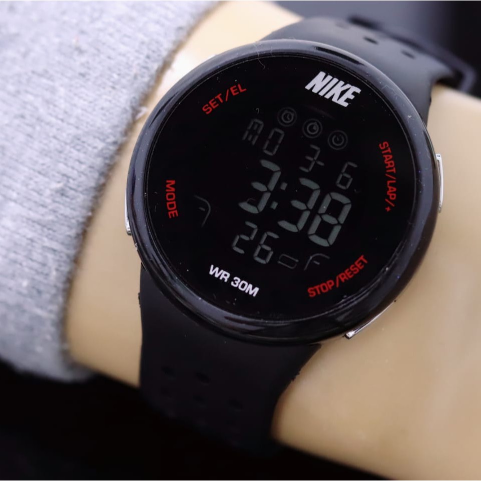 JAM TANGAN PRIA NIKE RUBBER BULAT DIGITAL DIAMETER 4,5 CM (ADA 7 WARNA)