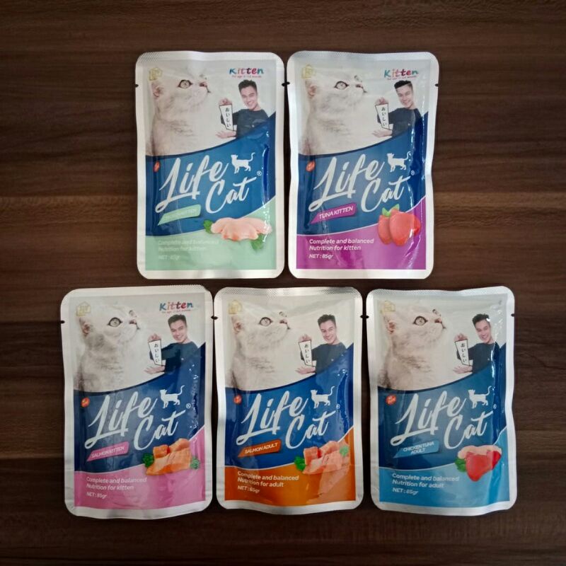 LIFE CAT POUCH lifecat Wet Food Makanan Basah Kucing 85gr