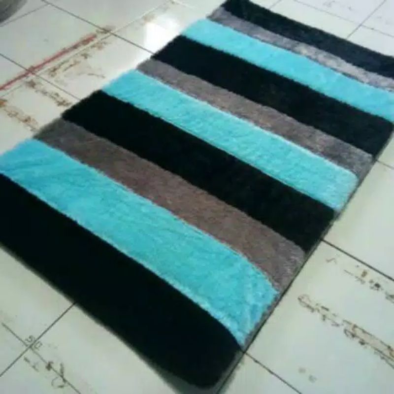 karpet pelangi bulu rasfur lembut (random) ukuran 160×100,tebal 4cm murah bisa COD