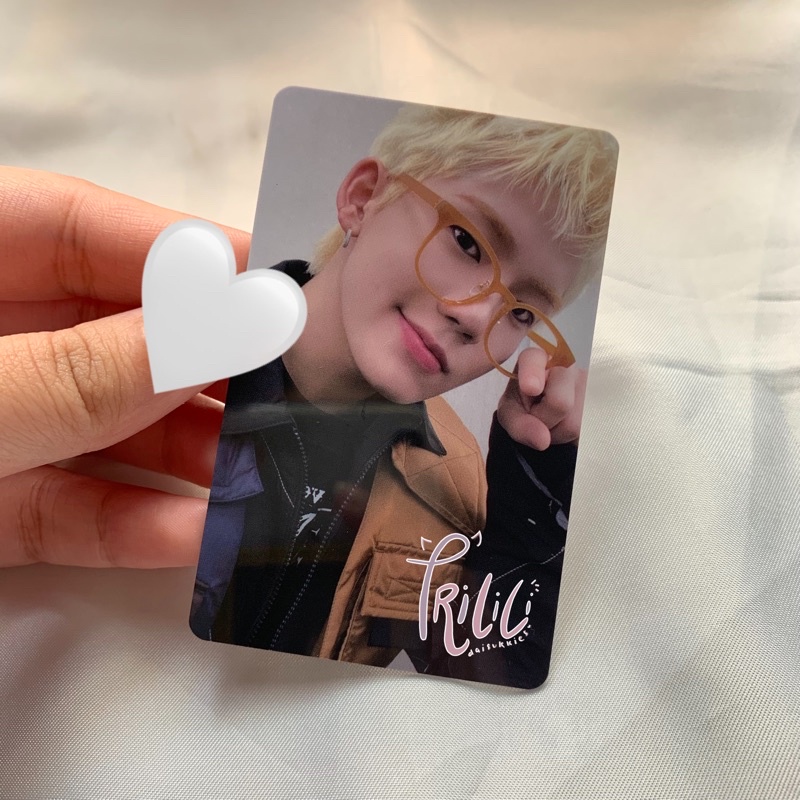 PC HYUNSUK TREASURE LD KTOWN KACAMATA SPECS