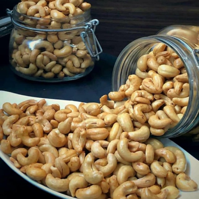 

Kacang mede